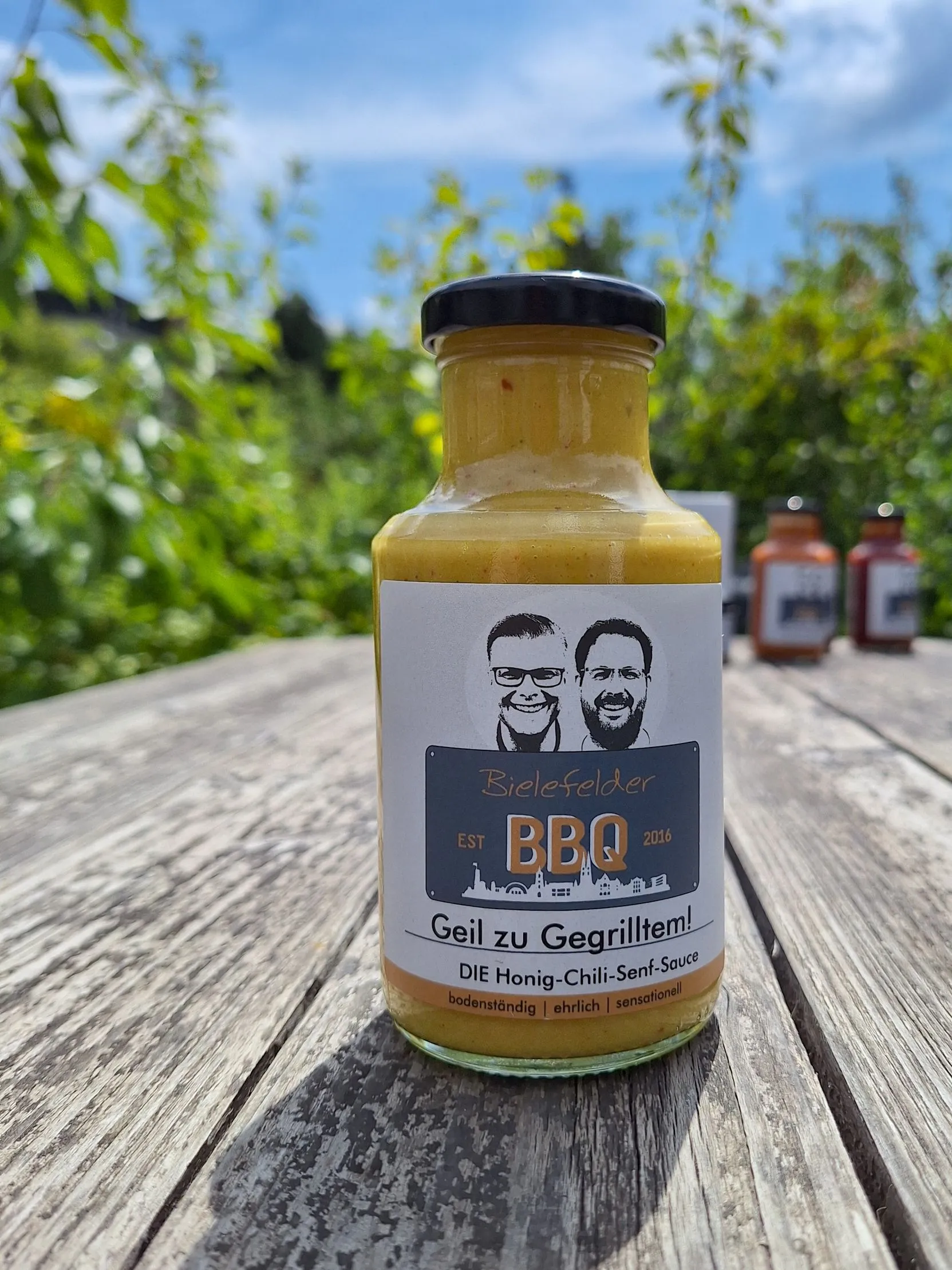 BBQ-Sauce 'Geil zu Gegrilltem!'